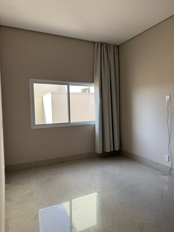 Sobrado à venda no Portal da Mata Residencial - Sinop - 