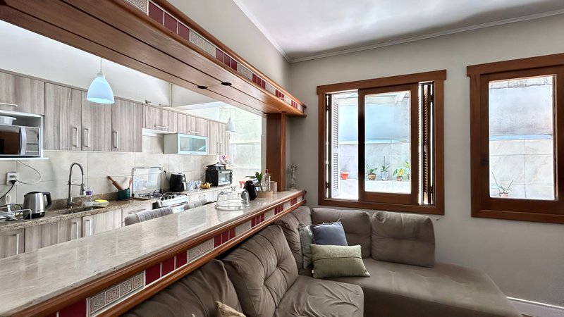 R$ 390.000 - APARTAMENTO GARDEN - 72M2 - 1 DORM - PÁTIO Avenida Protásio Alves Porto Alegre - 