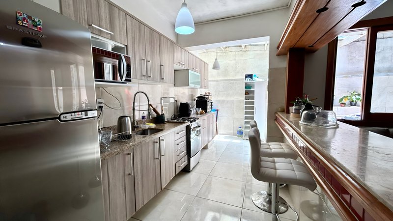 R$ 390.000 - APARTAMENTO GARDEN - 72M2 - 1 DORM - PÁTIO Avenida Protásio Alves Porto Alegre - 