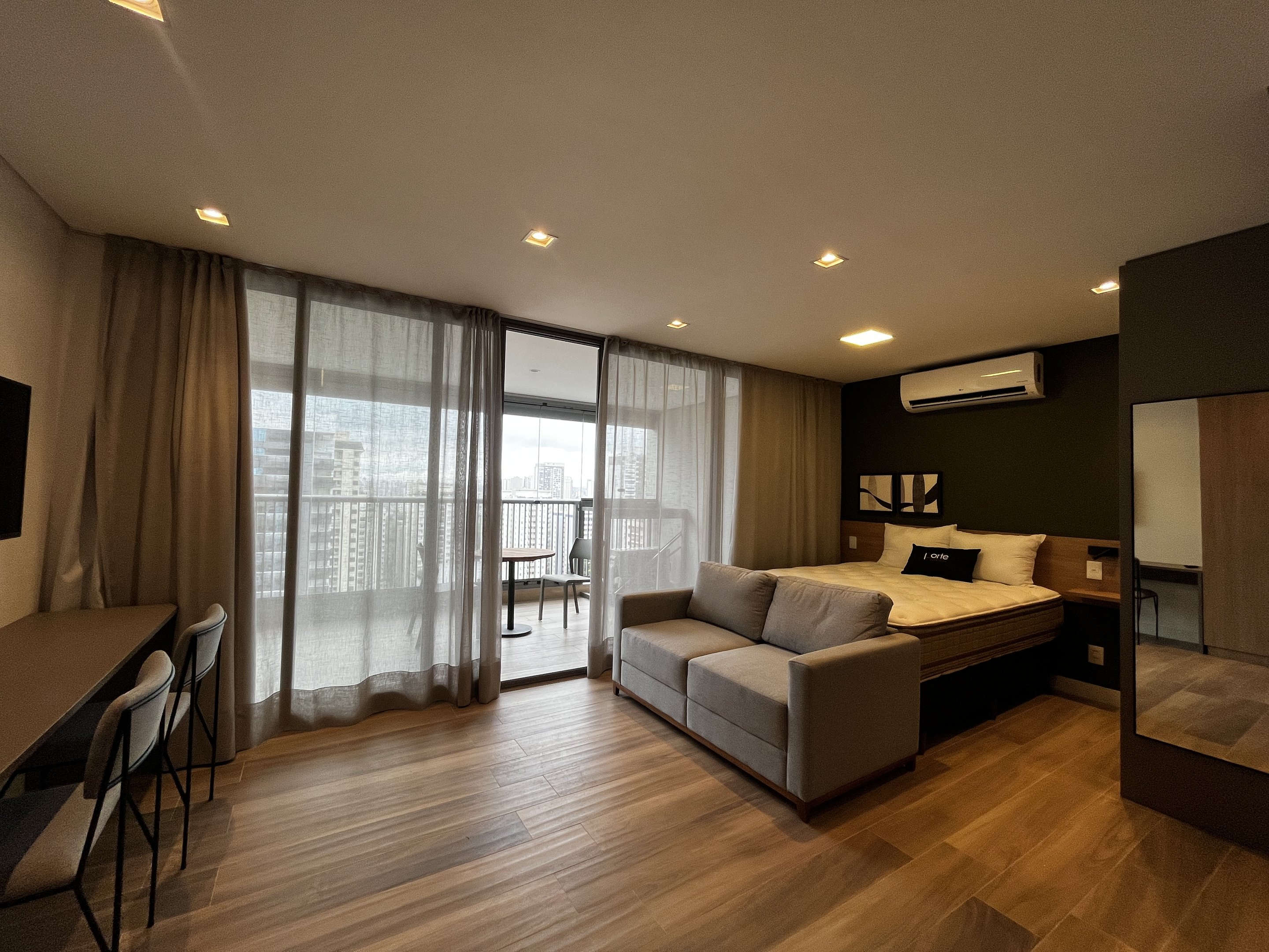Apartamento para alugar com 1 quarto, 41m² - Foto 12