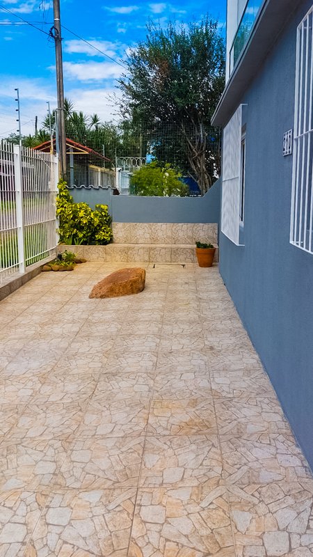 Casa com 4 dormitórios e edícula próximo a Av Baltazar De Oliveira Garcia Rua Professor Álvaro Barcellos Ferreira  Porto Alegre - 