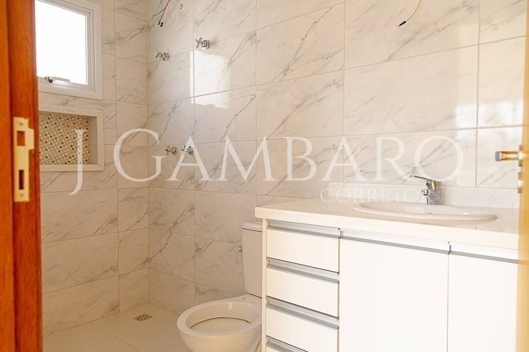 Casa à venda com 3 quartos, 300m² - Foto 32
