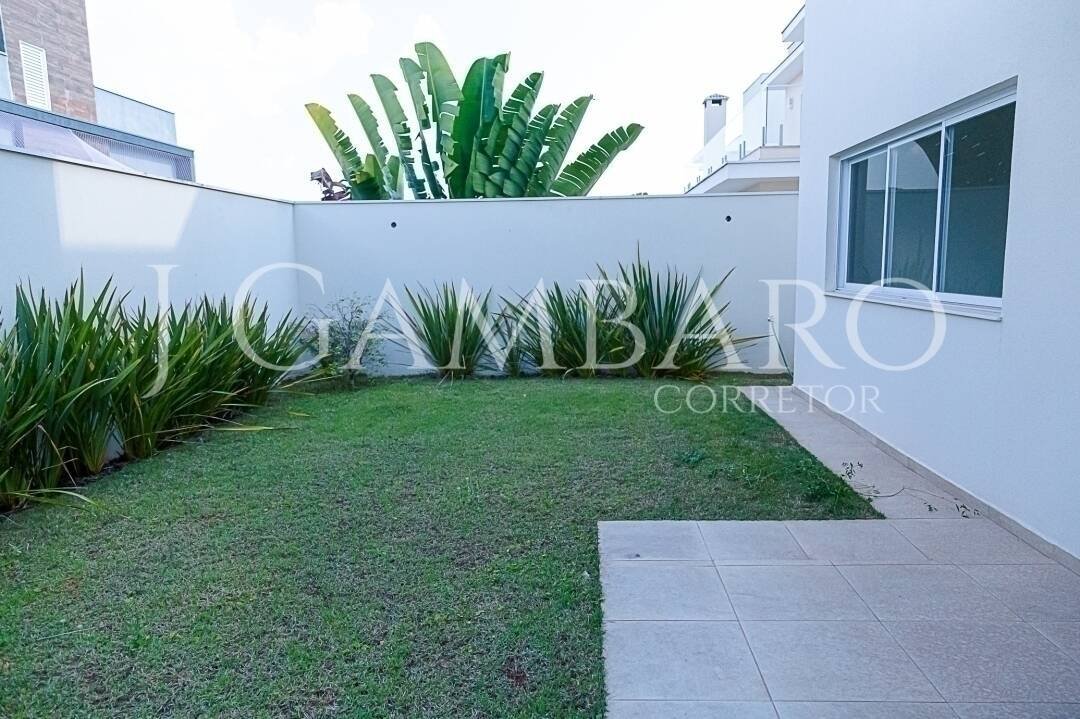 Casa à venda com 3 quartos, 300m² - Foto 15