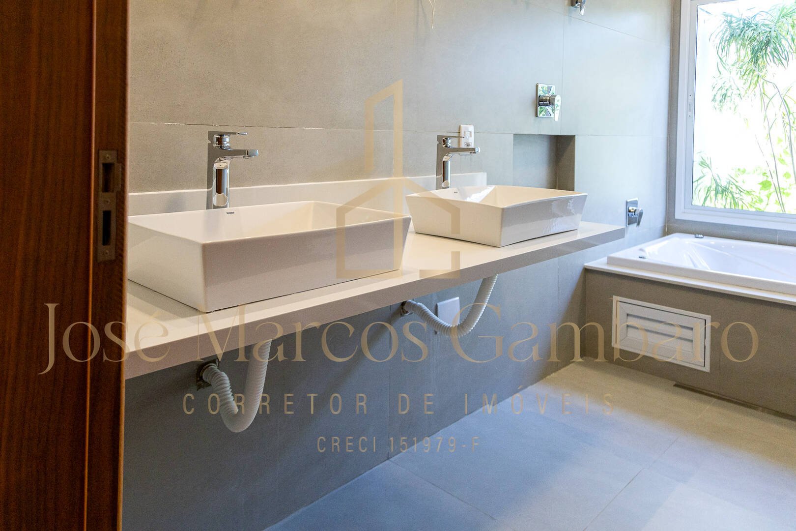 Casa de Condomínio à venda com 3 quartos, 360m² - Foto 38