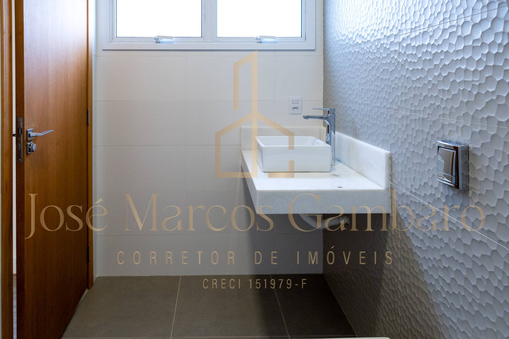 Casa de Condomínio à venda com 3 quartos, 360m² - Foto 30