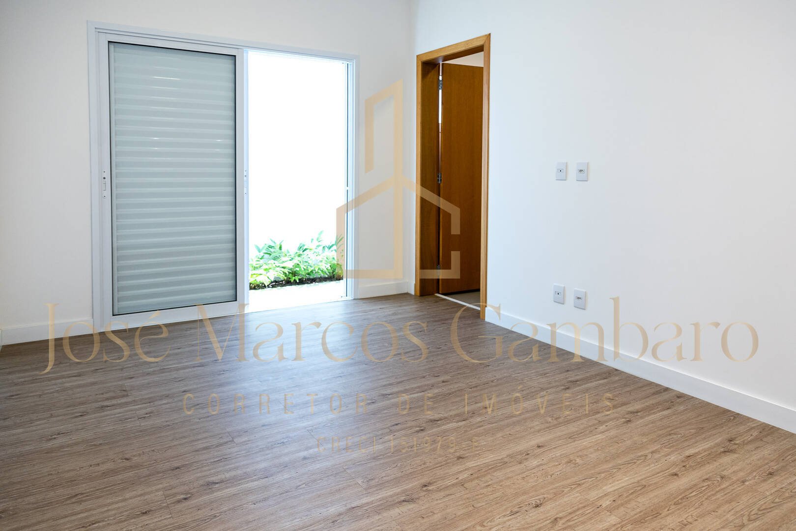 Casa de Condomínio à venda com 3 quartos, 360m² - Foto 25