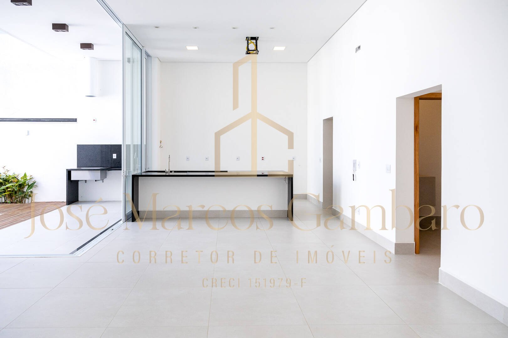 Casa de Condomínio à venda com 3 quartos, 360m² - Foto 5