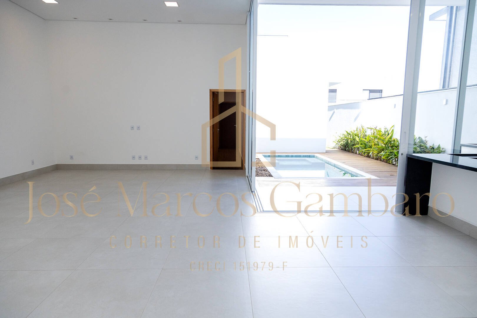 Casa de Condomínio à venda com 3 quartos, 360m² - Foto 7