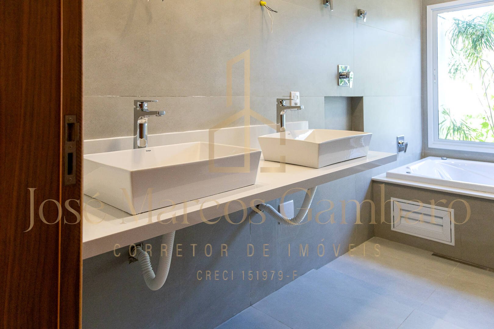 Casa de Condomínio à venda com 3 quartos, 360m² - Foto 39