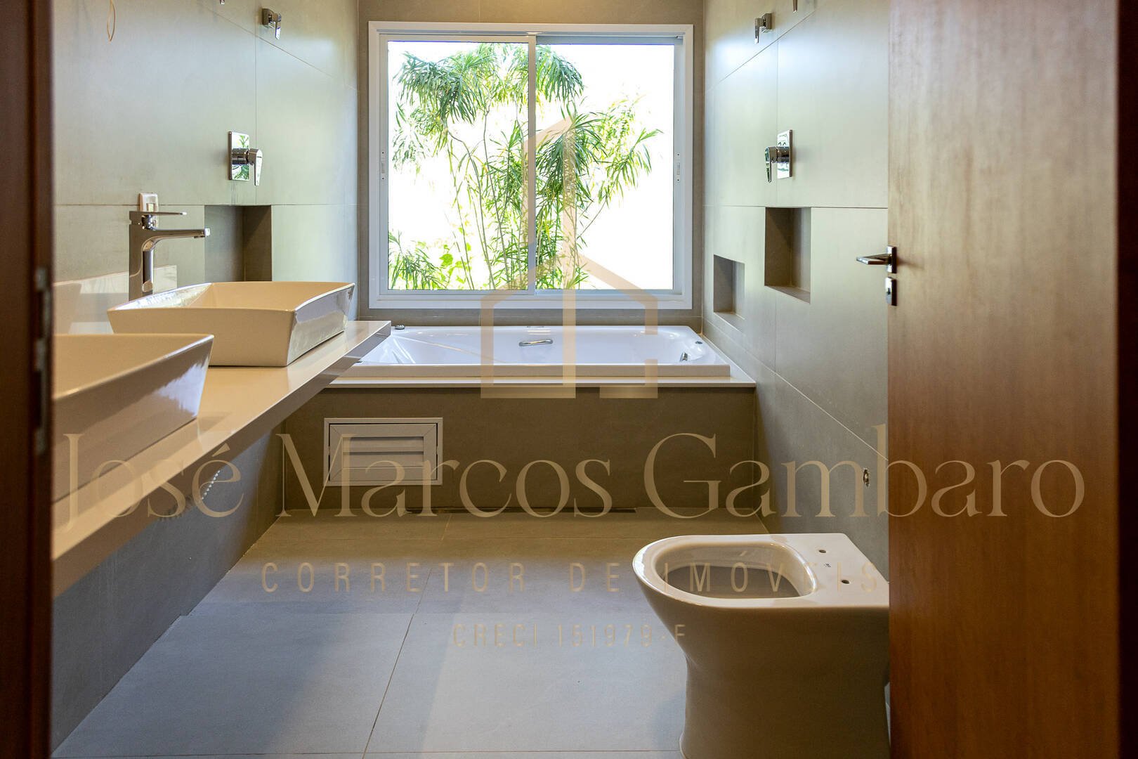 Casa de Condomínio à venda com 3 quartos, 360m² - Foto 37