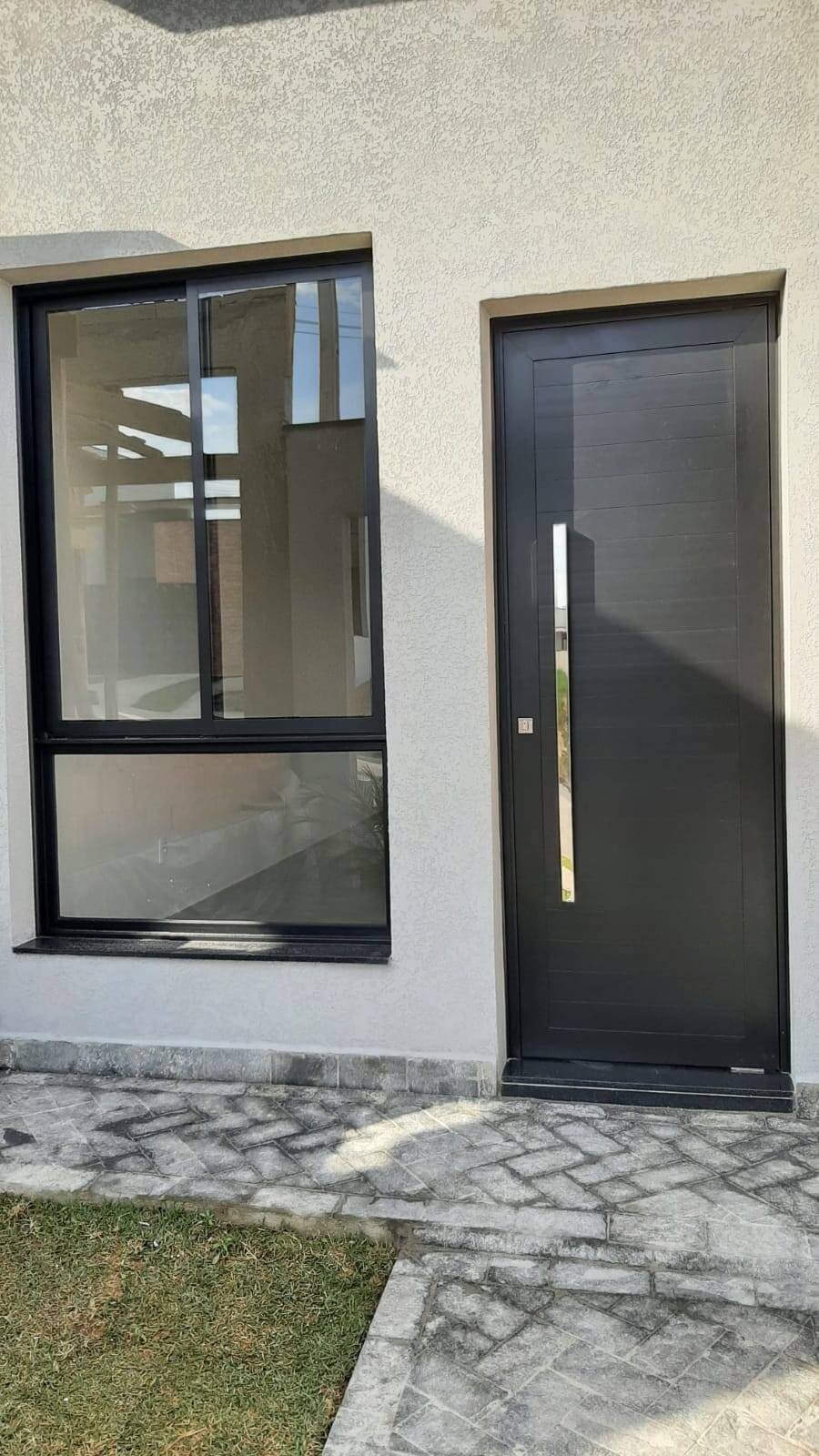 Casa à venda com 3 quartos, 154m² - Foto 2