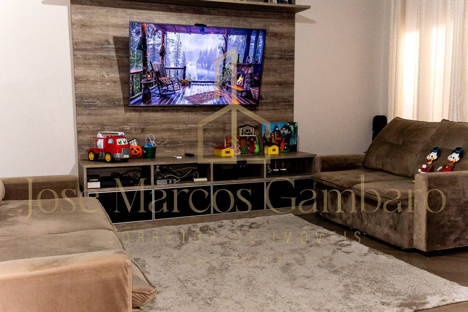 Casa à venda com 3 quartos, 250m² - Foto 26