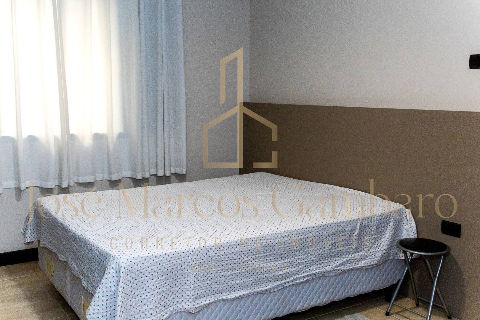 Casa à venda com 3 quartos, 250m² - Foto 12