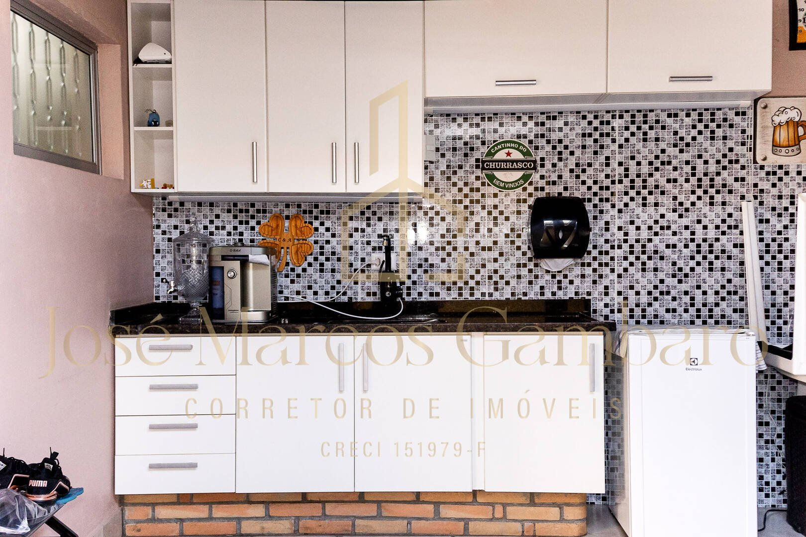 Casa à venda com 3 quartos, 250m² - Foto 5