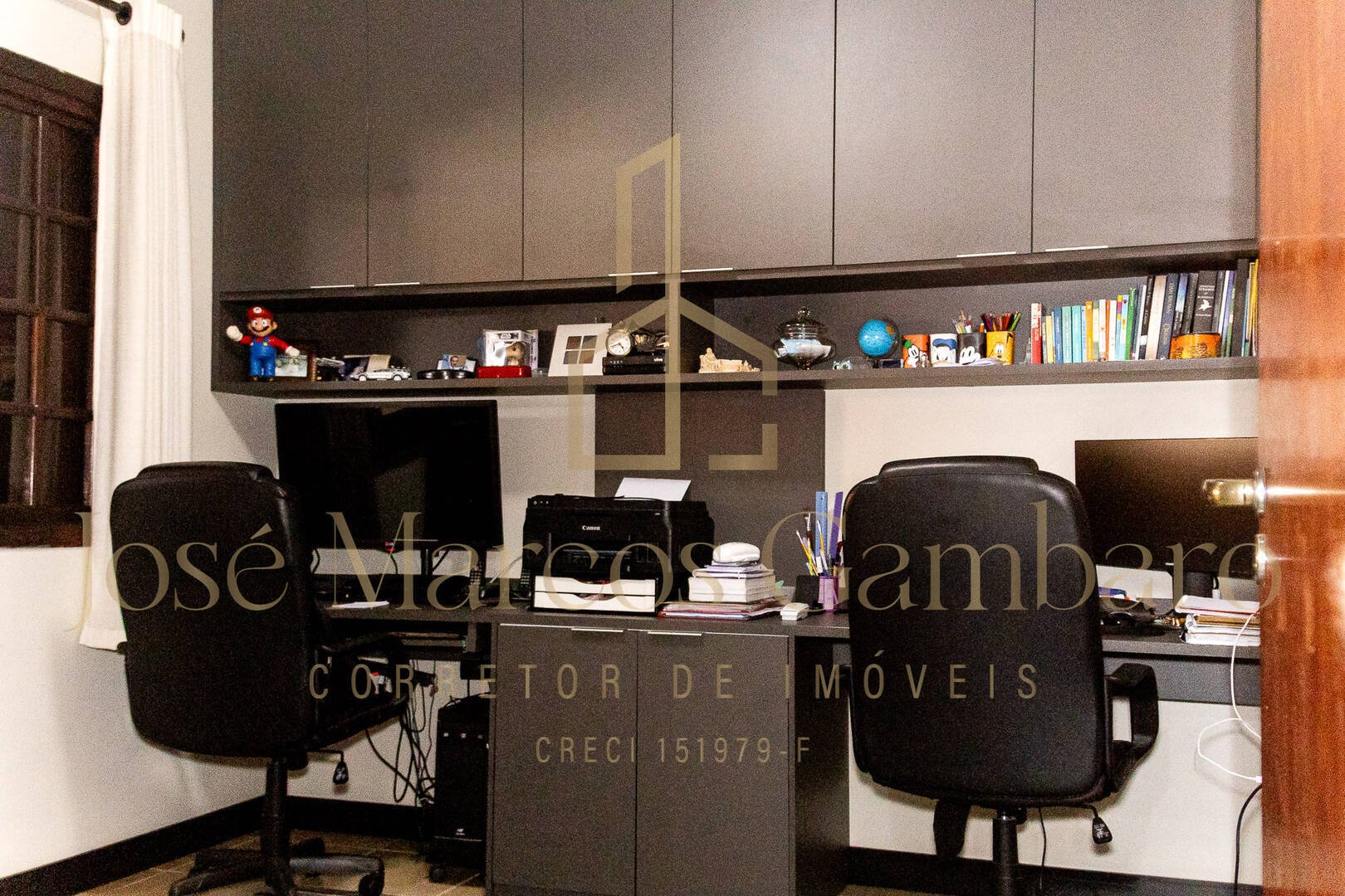 Casa à venda com 3 quartos, 250m² - Foto 30