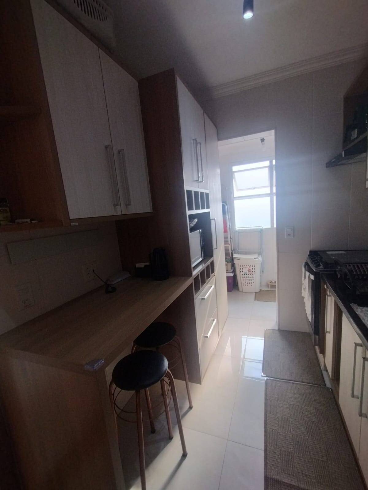 Apartamento à venda com 2 quartos, 64m² - Foto 27