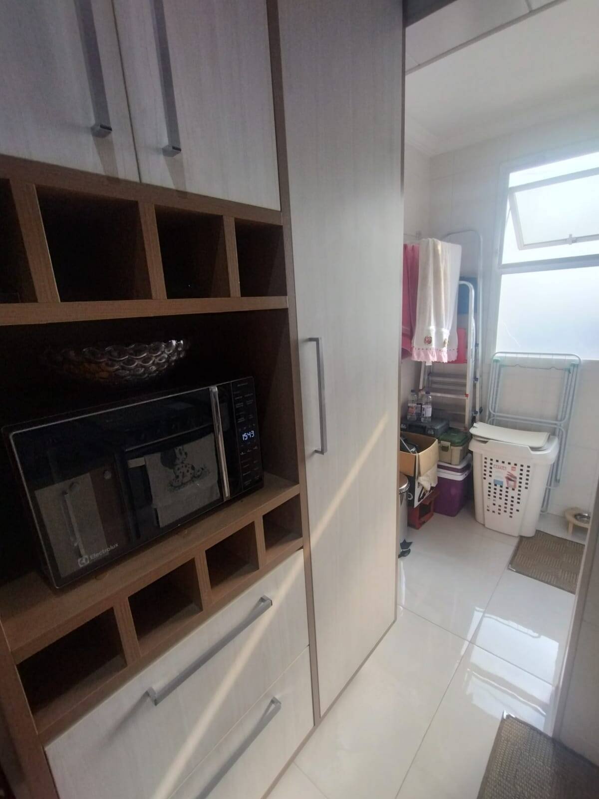 Apartamento à venda com 2 quartos, 64m² - Foto 21