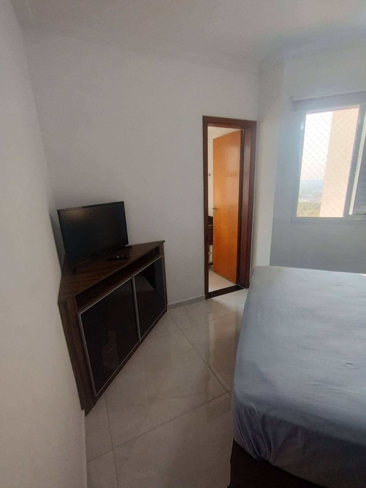 Apartamento à venda com 2 quartos, 64m² - Foto 14