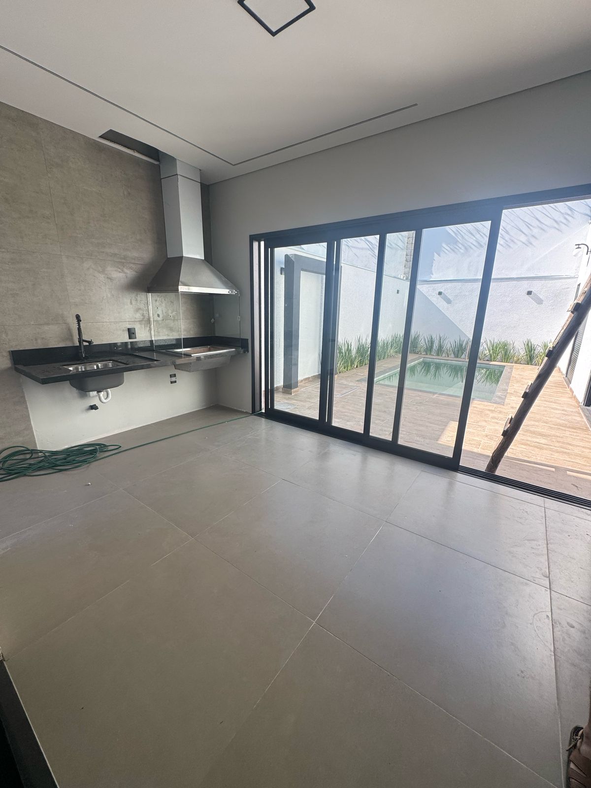 Casa com 3 dormit&oacute;rios &agrave; venda,165m&sup2; - Condom&iacute;nio  Villagio Di Capri - Votorantim - SP Rodovia João Leme dos Santos Votorantim - 