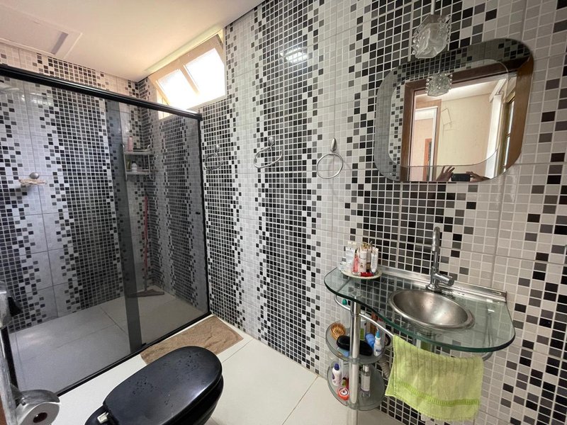 Casa com 3 Quartos à Venda na Avenida Imigrantes - Bairro Rio Madeira Av. Imigrantes Porto Velho - 