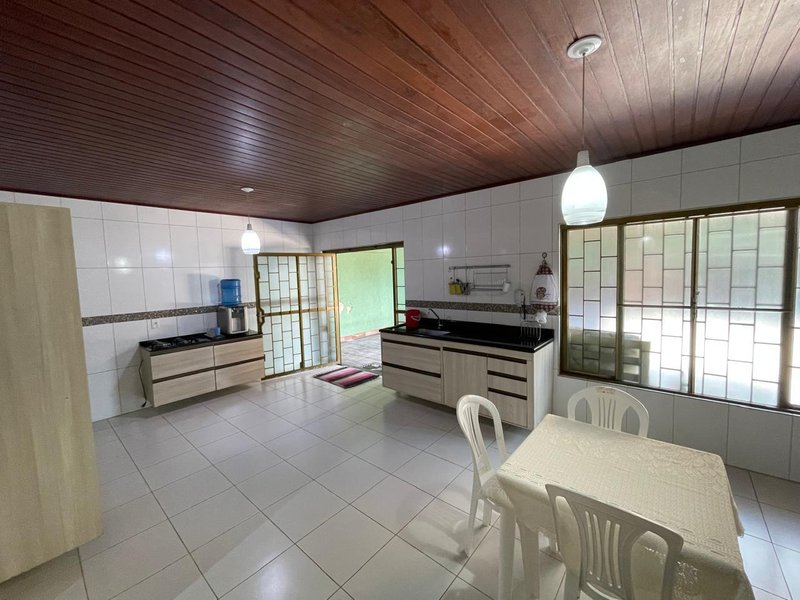 Casa com 3 Quartos à Venda na Avenida Imigrantes - Bairro Rio Madeira Av. Imigrantes Porto Velho - 