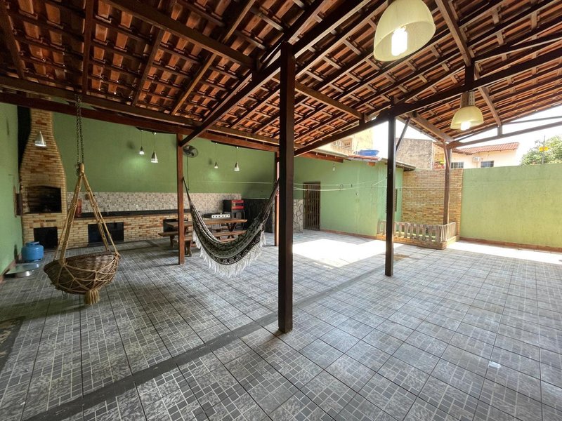 Casa com 3 Quartos à Venda na Avenida Imigrantes - Bairro Rio Madeira Av. Imigrantes Porto Velho - 