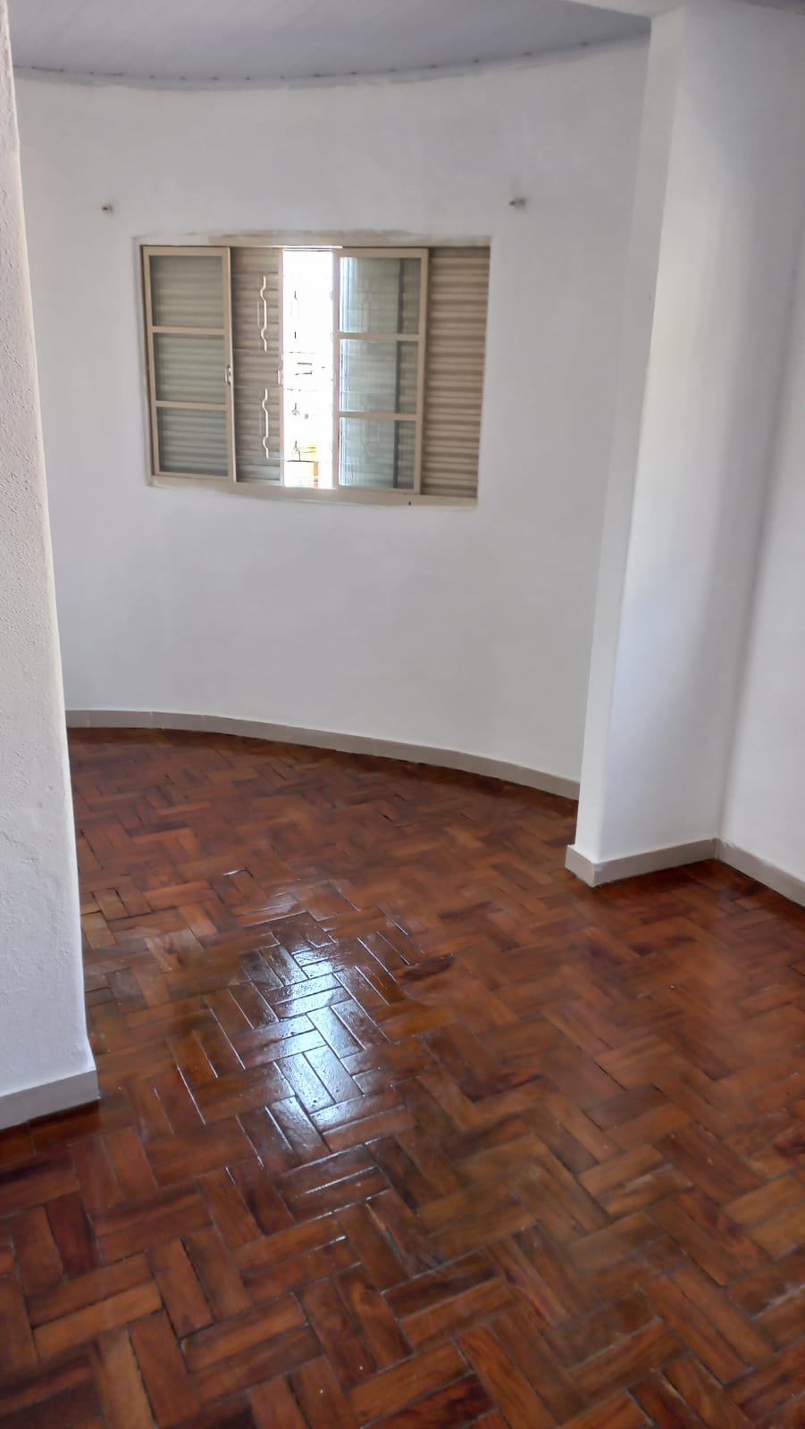 Sobrado para alugar com 1 quarto, 75m² - Foto 1