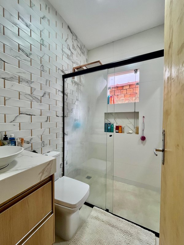 Casa Semi Mobiliada à Venda no Condomínio Vila dos Lírios – Novo Horizonte - Porto Velho Rua Principal Porto Velho - 