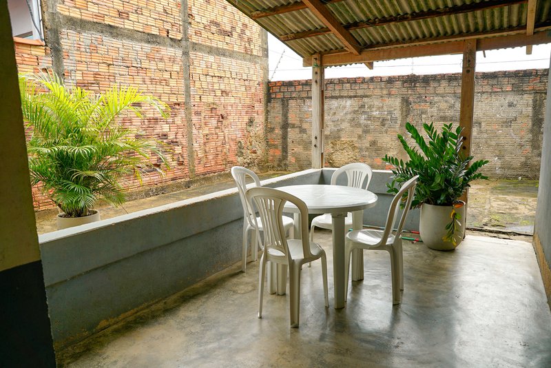 Casa Semi Mobiliada à Venda no Condomínio Vila dos Lírios – Novo Horizonte - Porto Velho Rua Principal Porto Velho - 