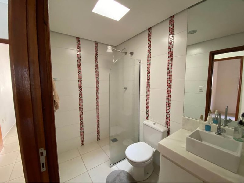 Casa 3 dormitórios sendo um suíte -Bairro São Lourenço-Limeira SP - Limeira - 