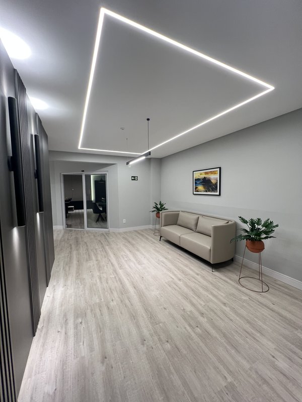 Apartamento novo à venda em Timbó, 3 suítes, 2 vagas de garagem, bairro das Capitais!  Timbó - 