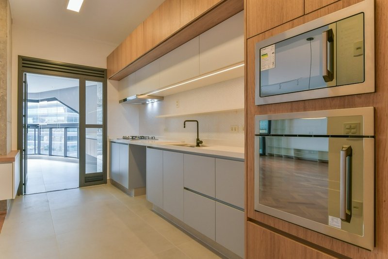 Apartamento a venda - Chácara Santo Antônio - 3 suítes 196m² Antônio de Oliveira São Paulo - 