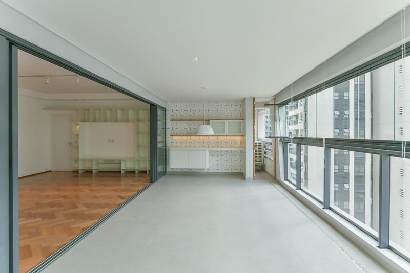 Apartamento a venda - Chácara Santo Antônio - 3 suítes 196m² Antônio de Oliveira São Paulo - 