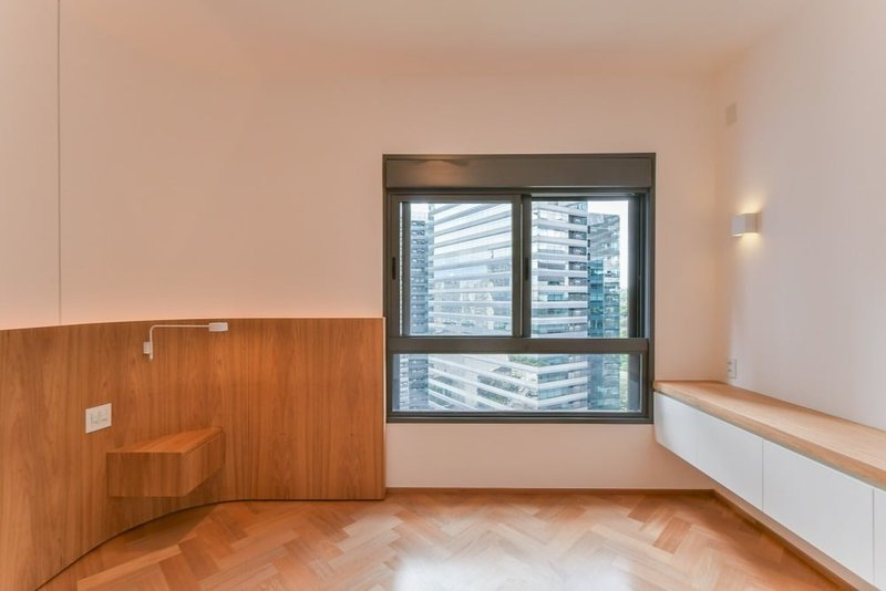 Apartamento a venda - Chácara Santo Antônio - 3 suítes 196m² Antônio de Oliveira São Paulo - 