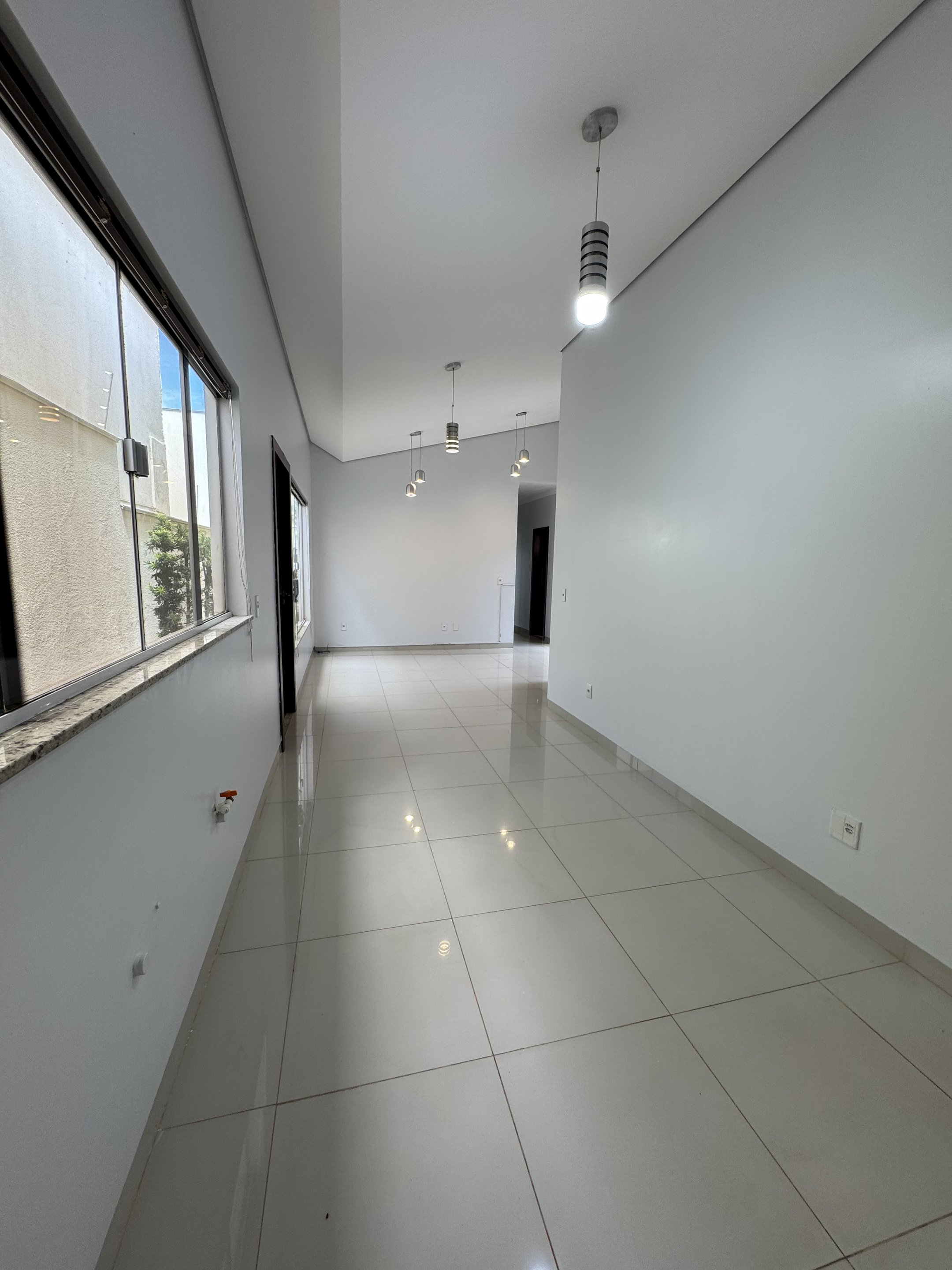 Casa à venda com 3 quartos, 135m² - Foto 4