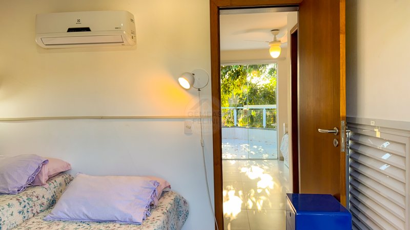 Casa em Condomínio na Praia de Juquehy - LOCAÇÃO DIÁRIA - São Sebastião - 
