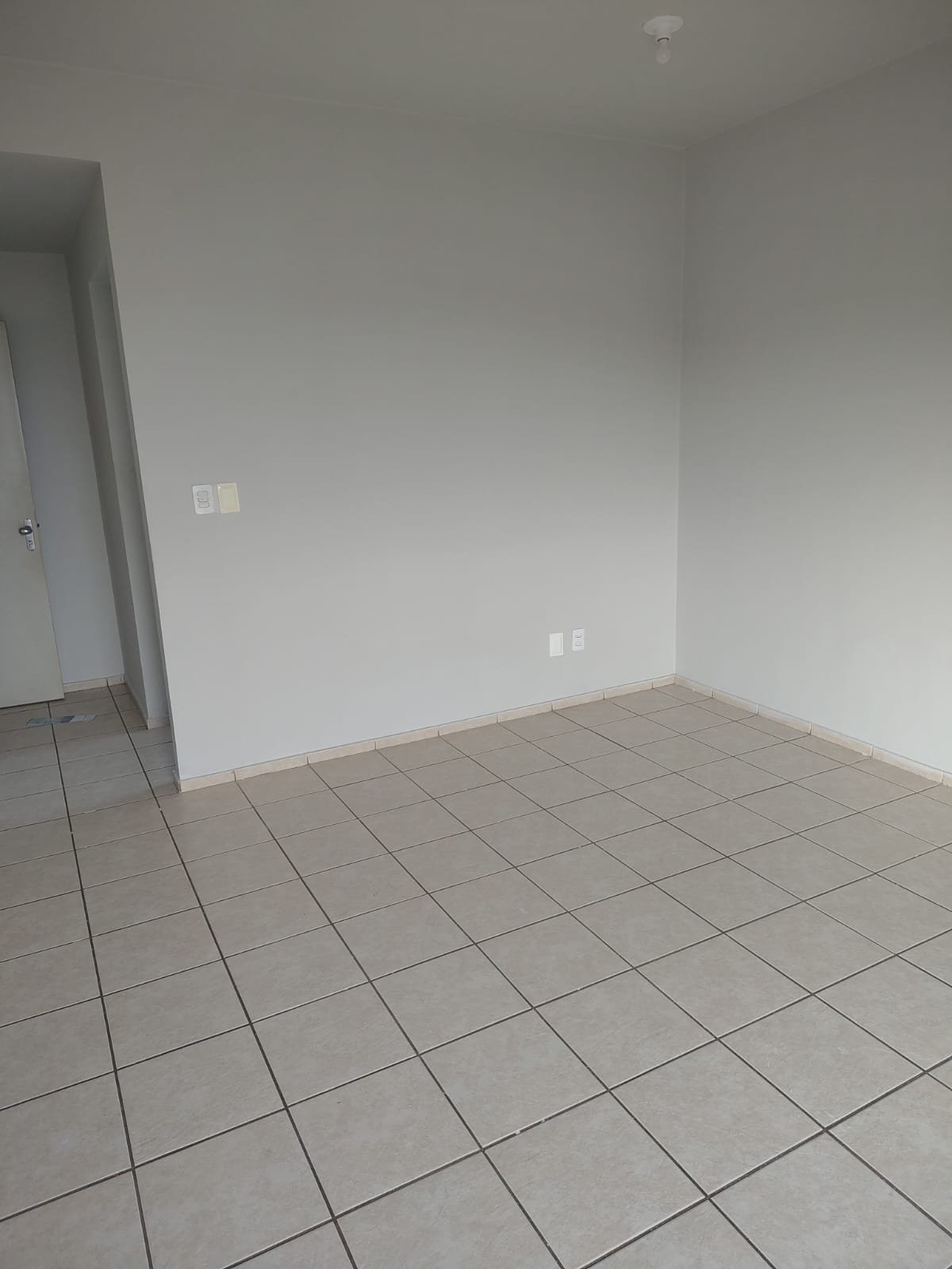 Apartamento à venda com 3 quartos, 72m² - Foto 2