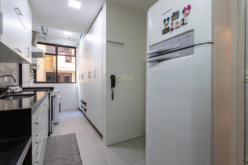 Reformado com ótima marcenaria e lazer completo no entorno da General Glicério! Rua Belisário Távora Rio de Janeiro - 