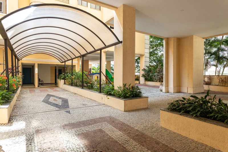 Reformado com ótima marcenaria e lazer completo no entorno da General Glicério! Rua Belisário Távora Rio de Janeiro - 