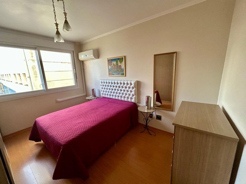 R$ 297.000 - BELO APARTAMENTO - MOBILIADO - 62M2 - 2 DORM - SUÍTE Rua Baronesa do Gravataí Porto Alegre - 