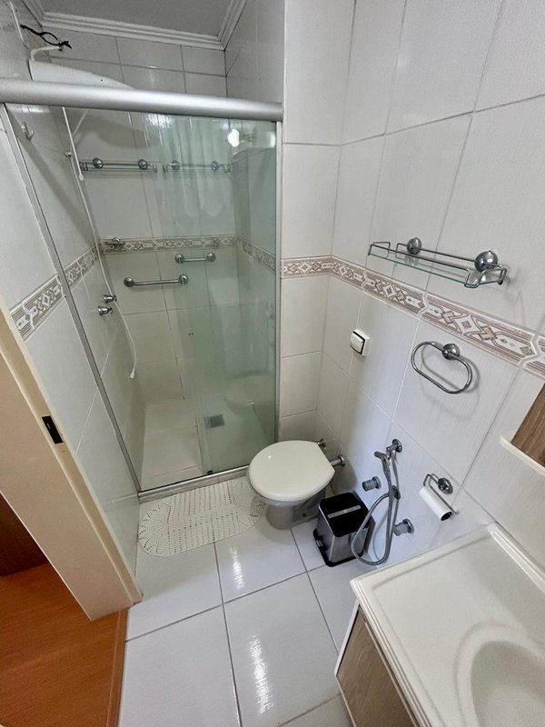 R$ 297.000 - BELO APARTAMENTO - MOBILIADO - 62M2 - 2 DORM - SUÍTE Rua Baronesa do Gravataí Porto Alegre - 