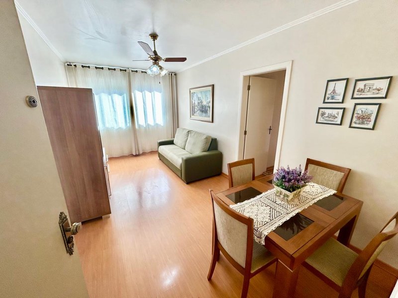 R$ 297.000 - BELO APARTAMENTO - MOBILIADO - 62M2 - 2 DORM - SUÍTE Rua Baronesa do Gravataí Porto Alegre - 