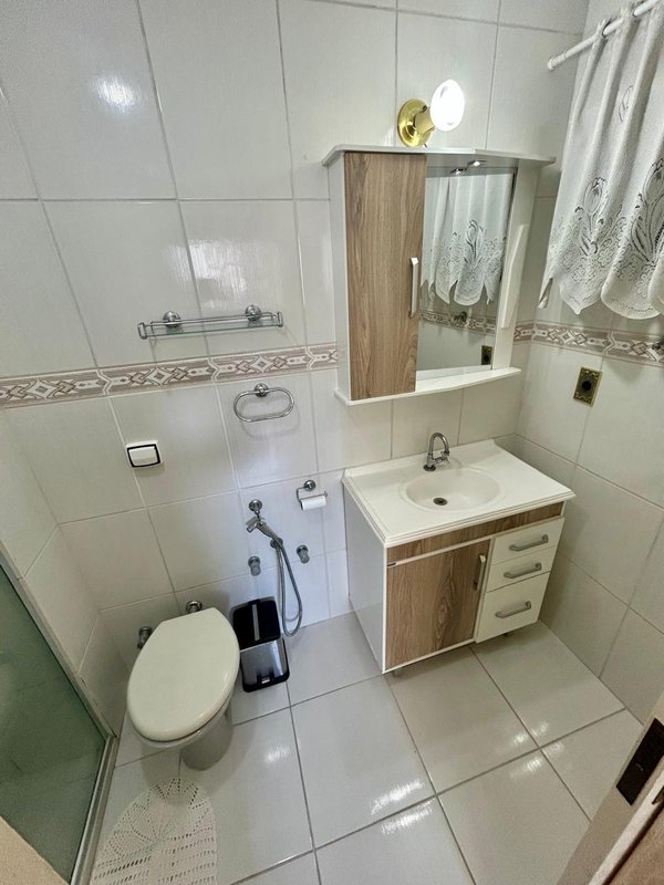 R$ 297.000 - BELO APARTAMENTO - MOBILIADO - 62M2 - 2 DORM - SUÍTE Rua Baronesa do Gravataí Porto Alegre - 