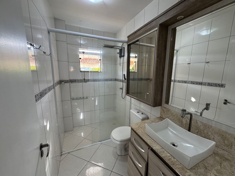 Apto Mobiliado no Bairro das Na&ccedil;&otilde;es  Timbó - 