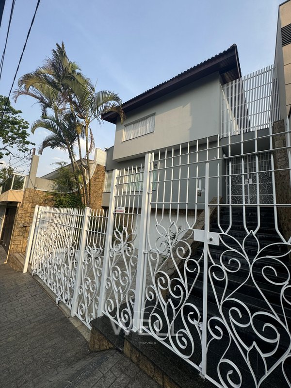 Sobrado com piscina à venda no Jardim do mar em SBC 300M2 - 03 Suítes - 03 Vagas - São Bernardo do Campo - 