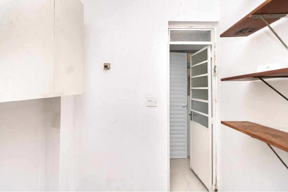 Apartamento à venda com 2 quartos, 70m² - Foto 3