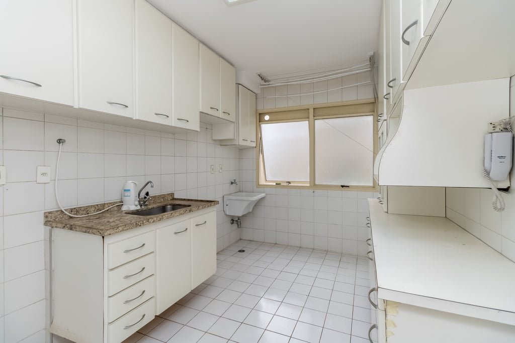 Apartamento à venda com 2 quartos, 66m² - Foto 13