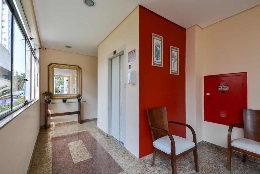 Apartamento à venda com 3 quartos, 100m² - Foto 3