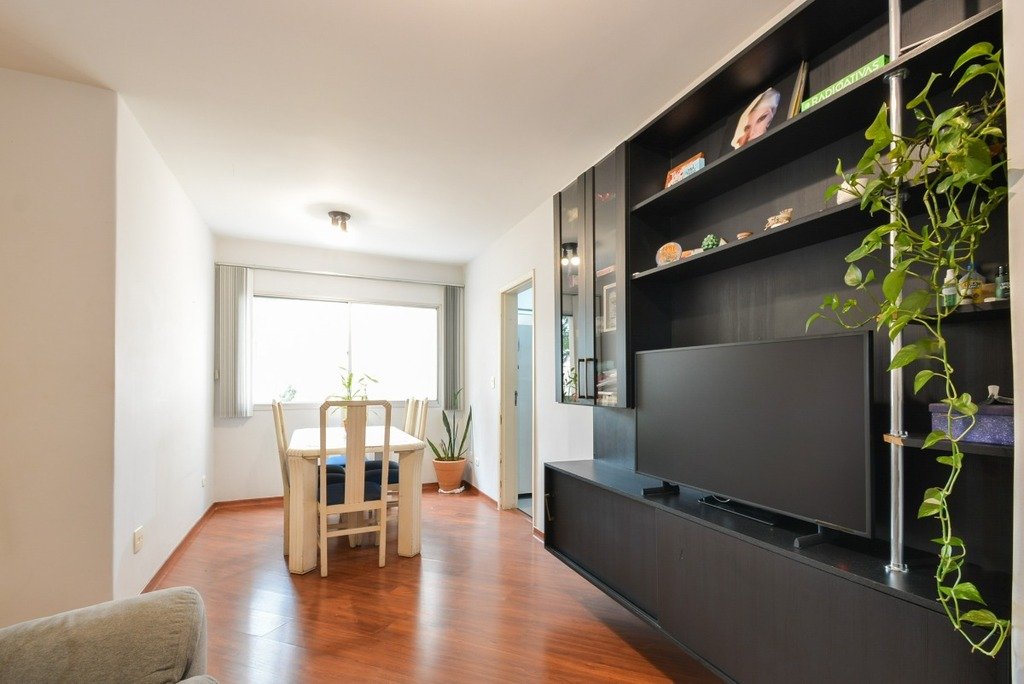 Apartamento à venda com 2 quartos, 55m² - Foto 18