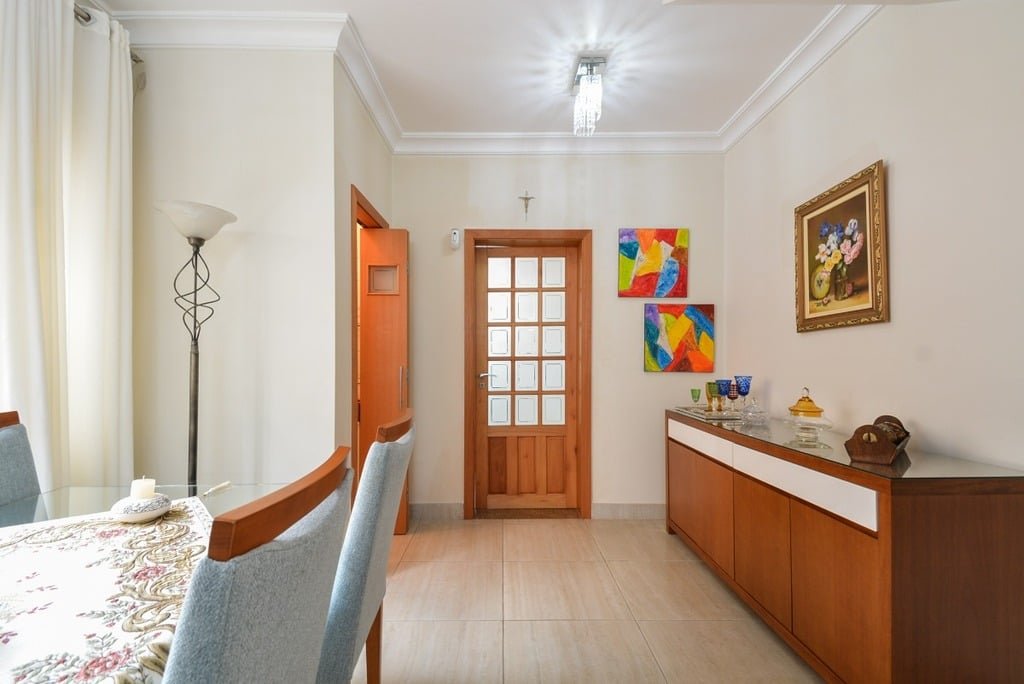 Casa à venda com 3 quartos, 244m² - Foto 32
